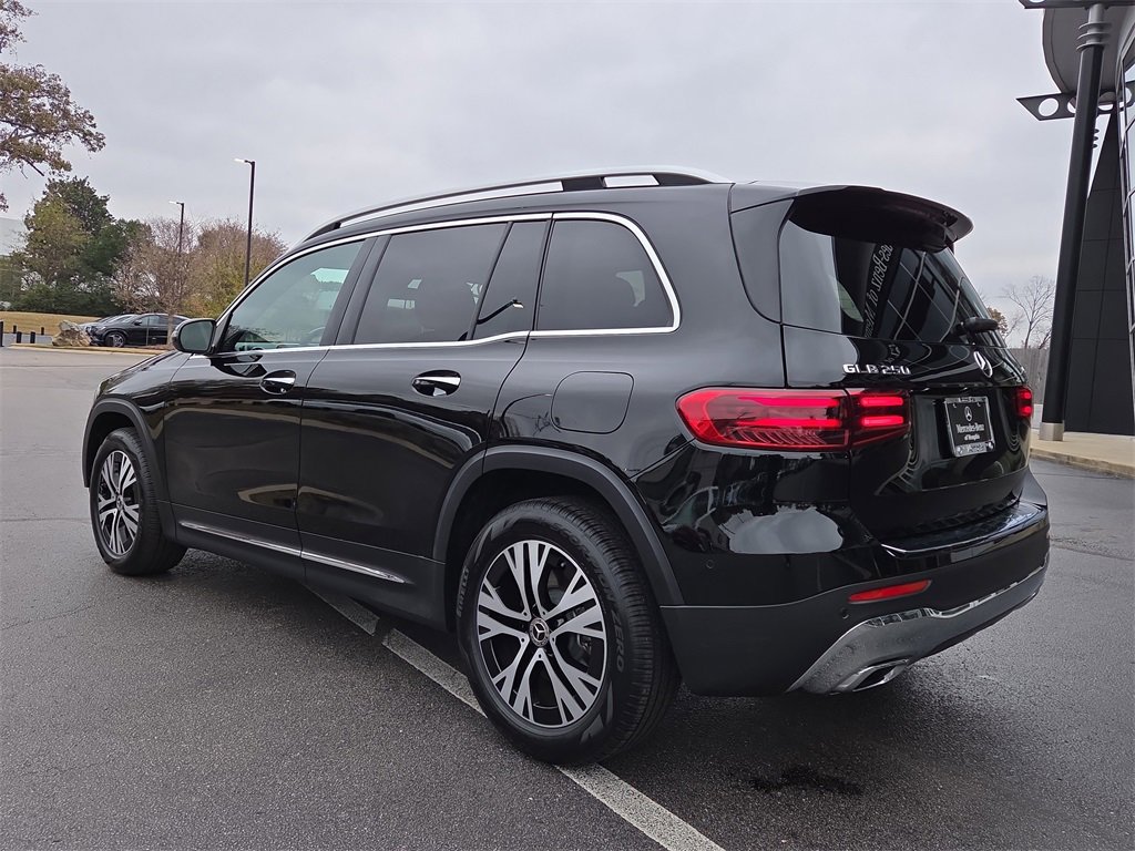 Certified 2025 Mercedes-Benz GLB 250 4MATIC image 3
