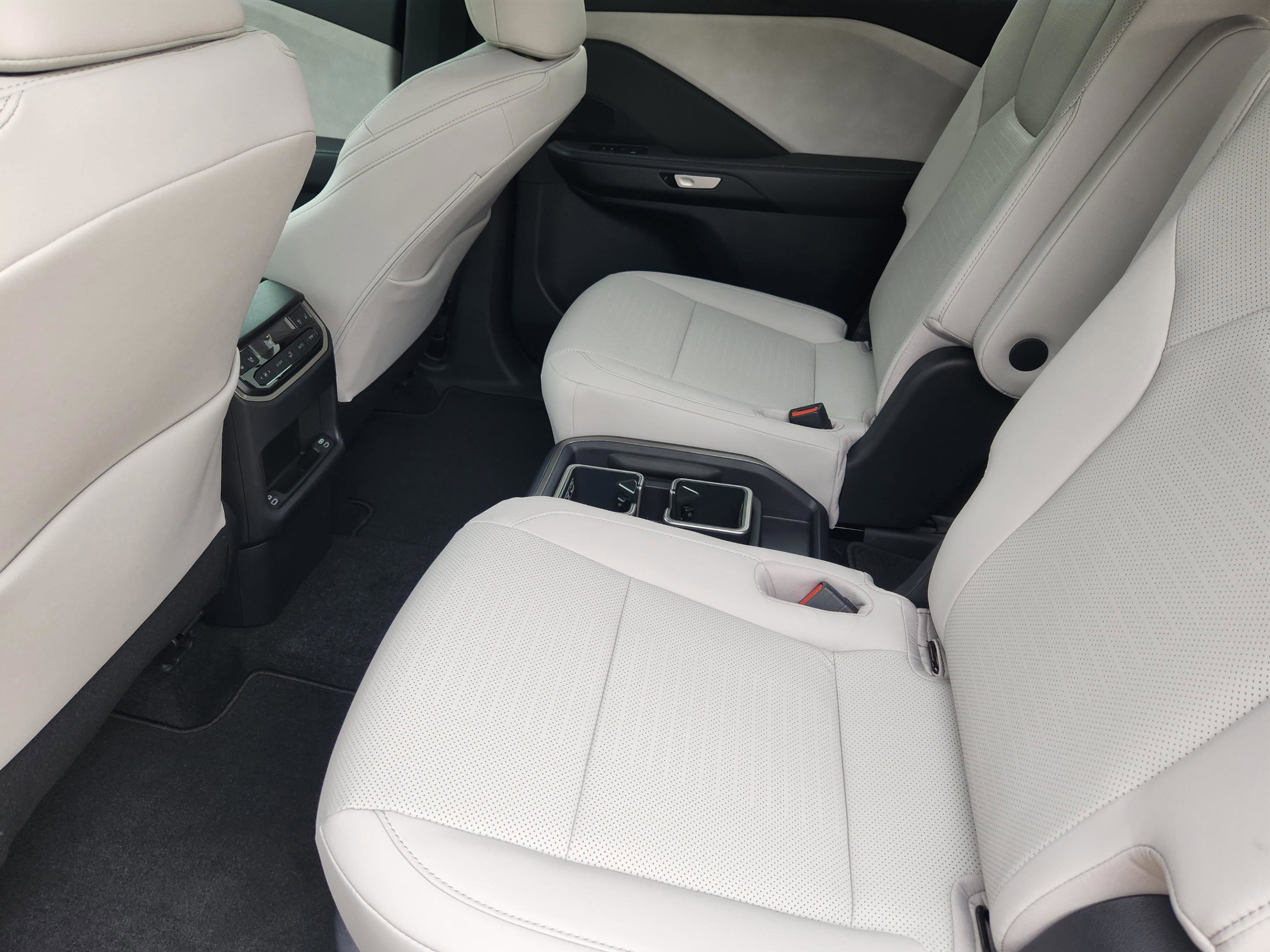 New 2026 Lexus TX 350 AWD image 17