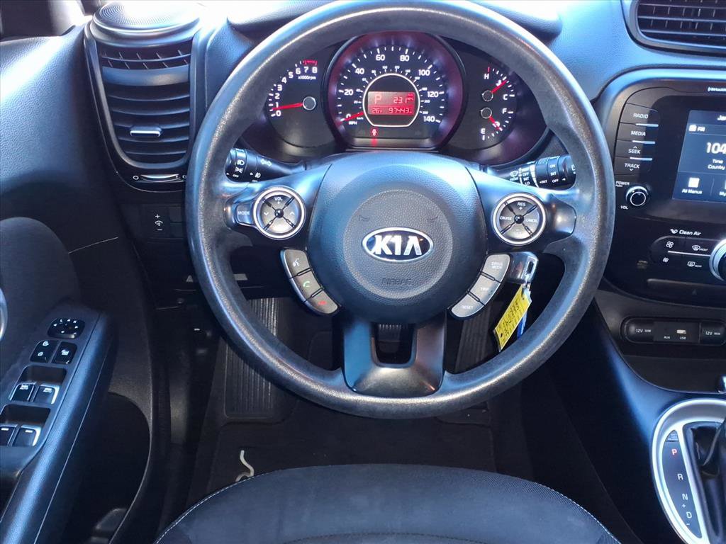 Used 2018 Kia Soul + image 5