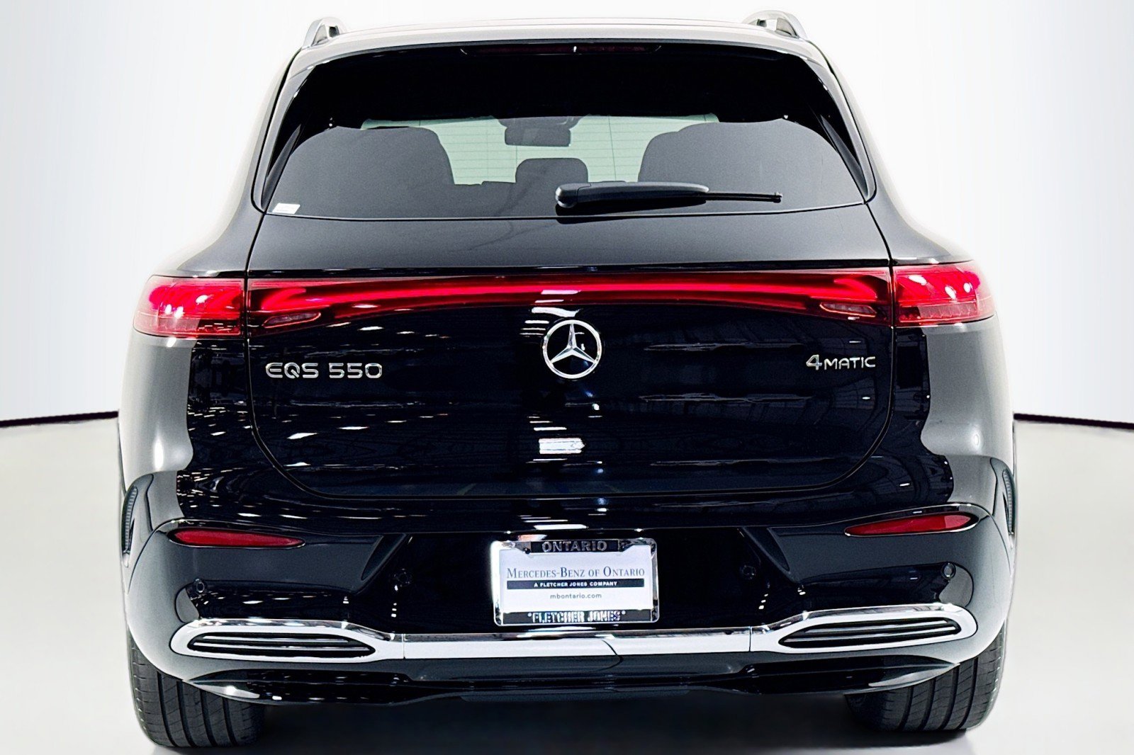 New 2026 Mercedes-Benz EQS 550 4MATIC SUV image 3