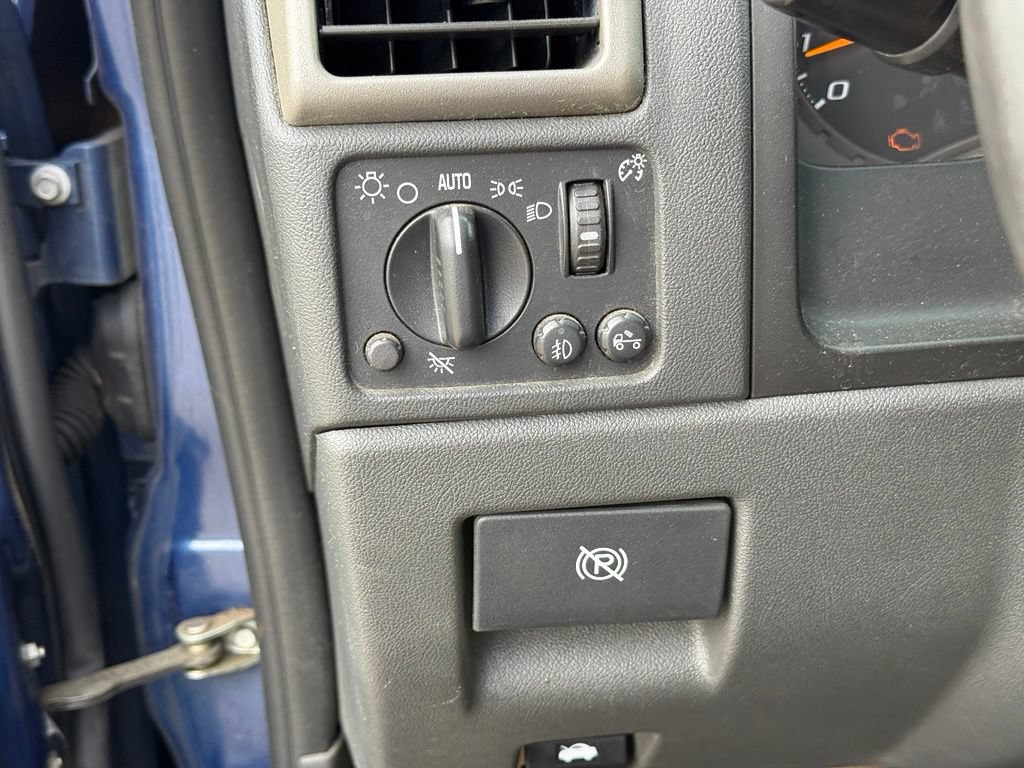 Used 2006 GMC Canyon SLT w/ SLT Preferred Equipment Group RWD image 17
