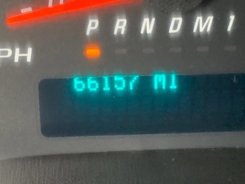 Used 2016 Chevrolet Express 2500 image 11