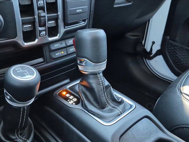 Used 2019 Jeep Wrangler Unlimited Sahara AWD/4WD image 10
