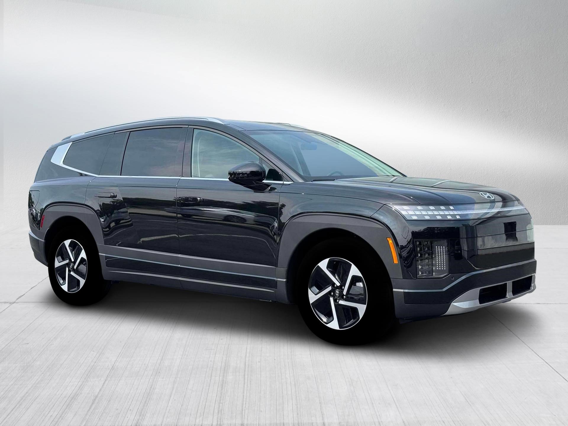 New 2026 Hyundai Ioniq 9 SE image 10