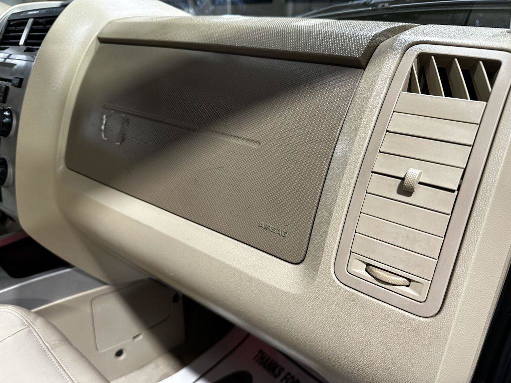 Used 2012 Ford Escape XLT FWD image 42