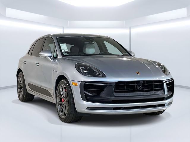 New 2026 Porsche Macan GTS image 3