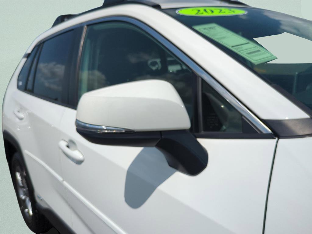 Used 2023 Toyota RAV4 XLE w/ XLE Grade Weather Package image 8