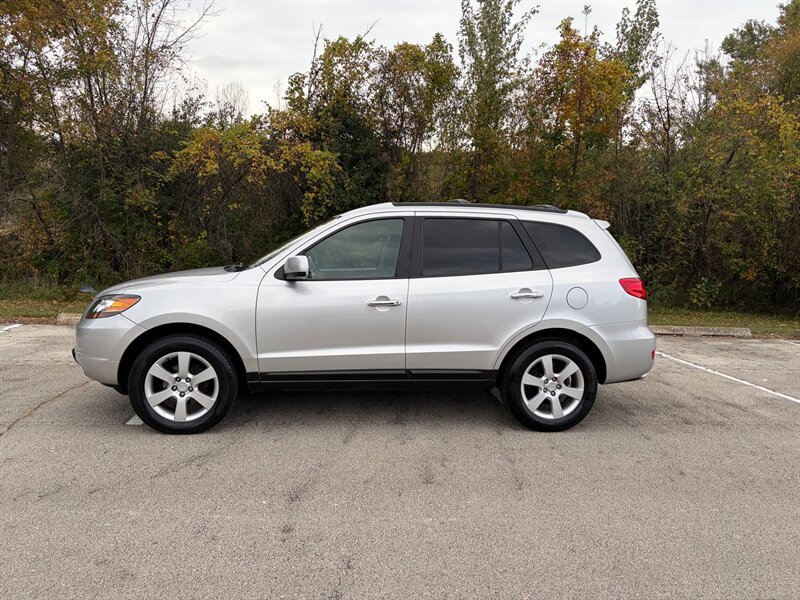 Used 2007 Hyundai Santa Fe SE FWD image 2
