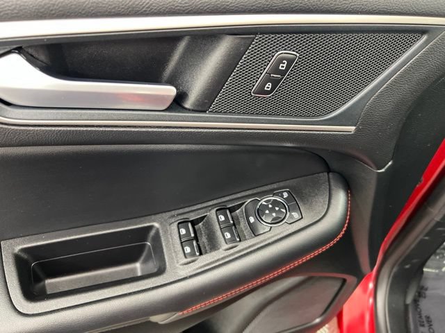 Used 2024 Ford Edge ST-Line AWD/4WD image 13