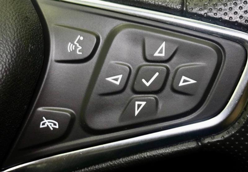 Used 2021 Chevrolet Equinox LT w/ LPO, Floor Liner Package image 25