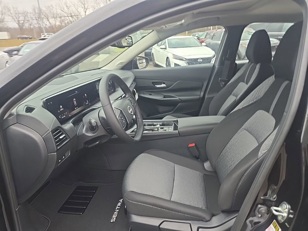 New 2026 Nissan Sentra SV image 9