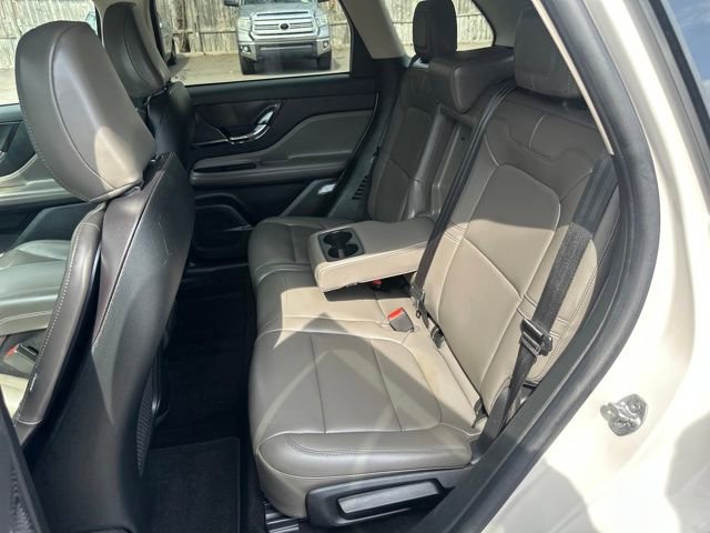 Used 2024 Lincoln Corsair AWD image 25