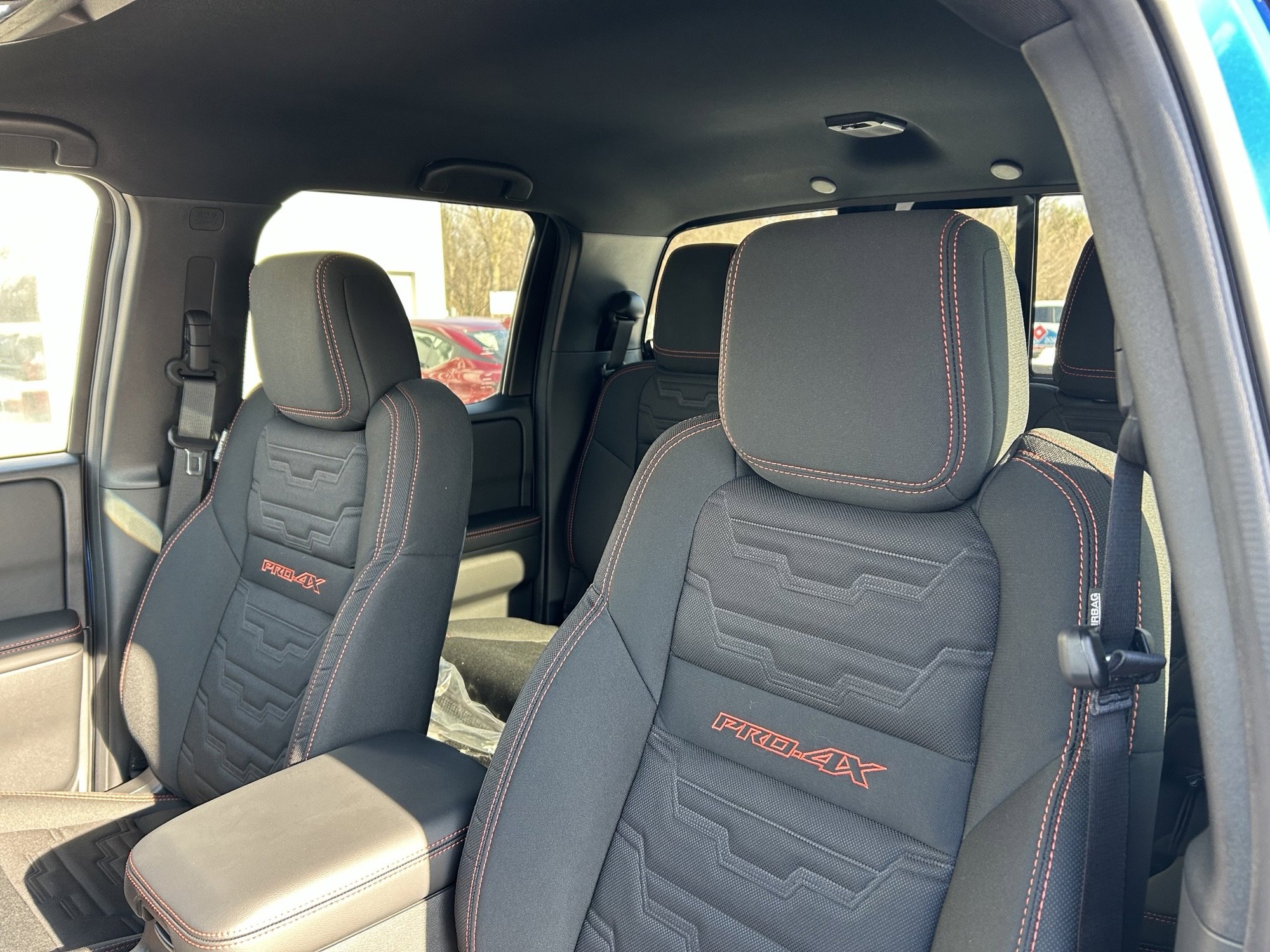 New 2026 Nissan Frontier PRO-4X w/ Pro-4x Convenience Package image 11