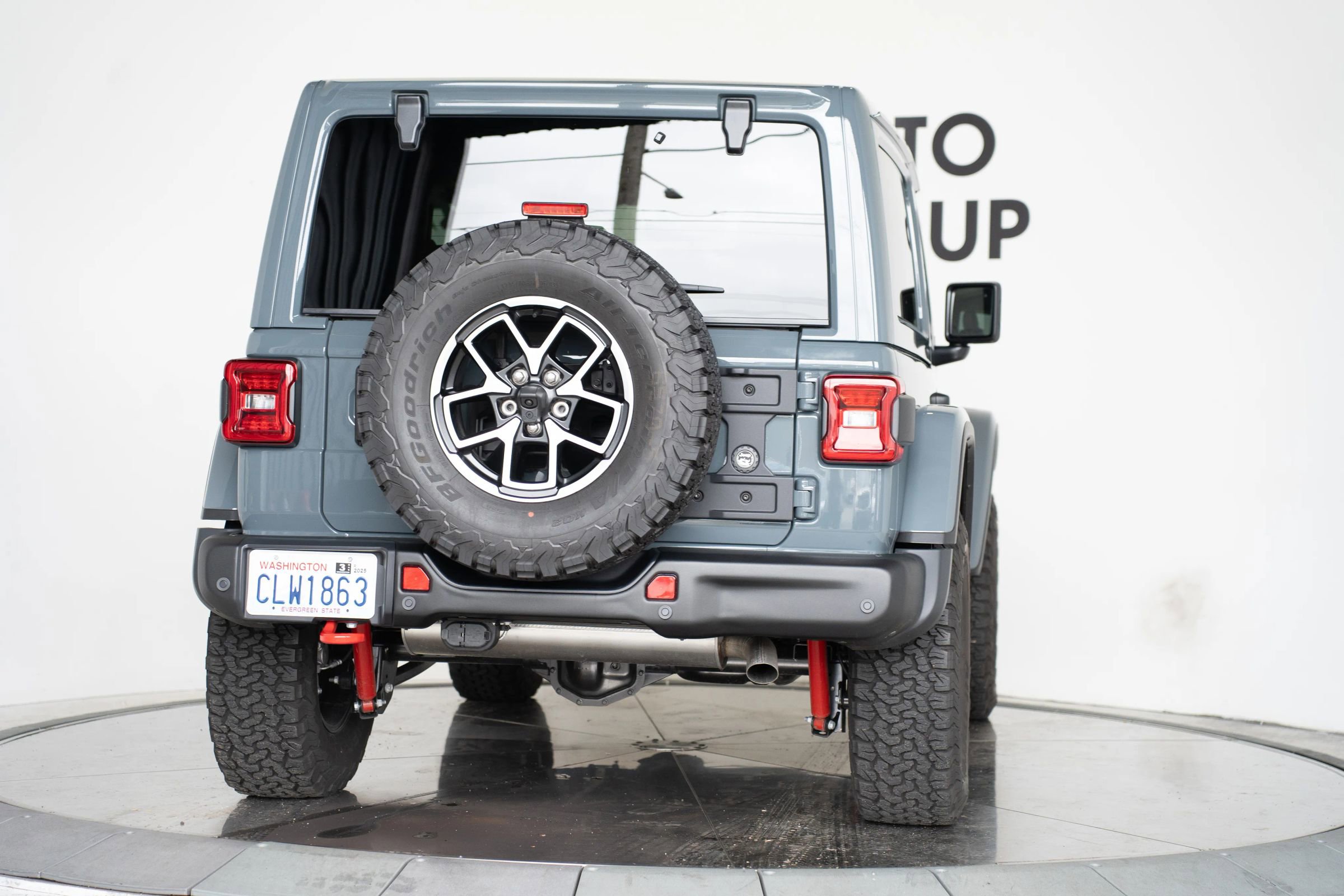 Used 2024 Jeep Wrangler Rubicon image 97