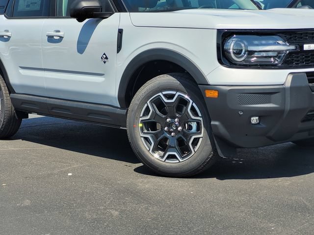 New 2026 Ford Bronco Sport Outer Banks w/ Outer Banks Tech Package+ AWD/4WD image 2