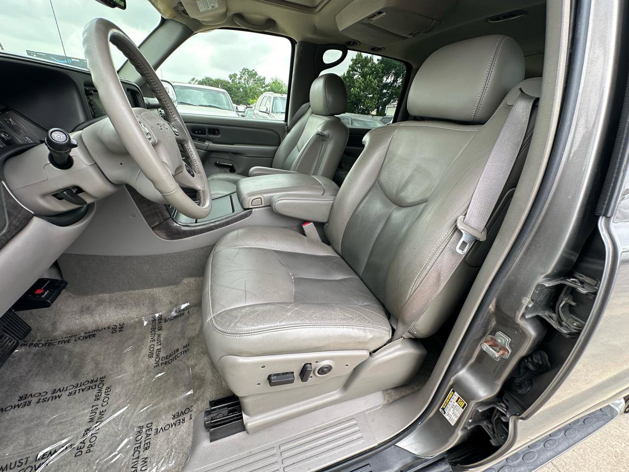 Used 2005 GMC Yukon XL Denali AWD/4WD image 37