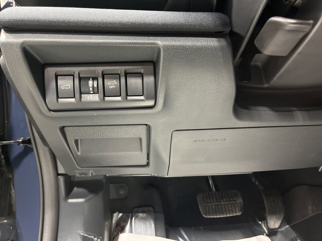 Certified 2025 Subaru Outback Premium image 14