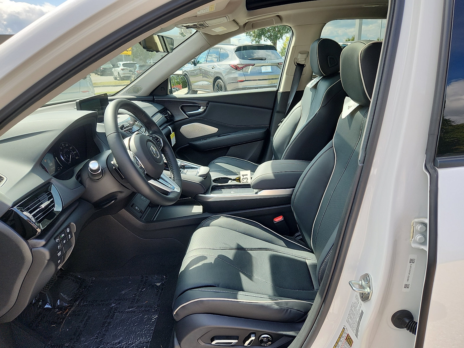 New 2026 Acura RDX w/ Advance Package AWD/4WD image 9
