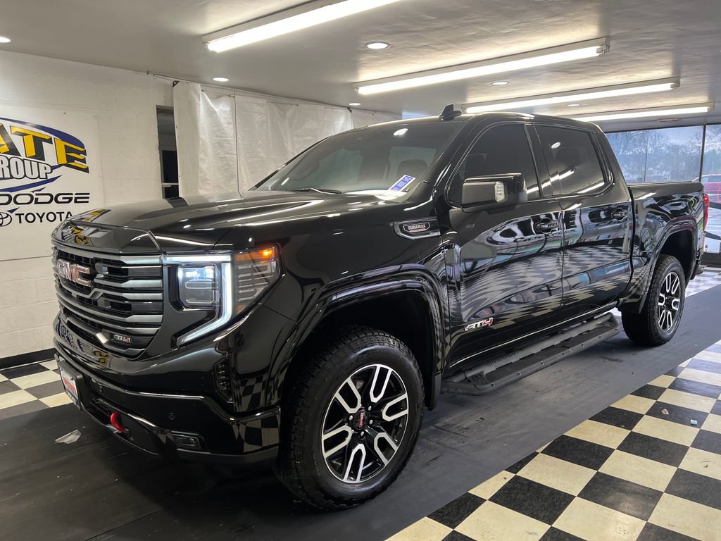 Used 2026 GMC Sierra 1500 AT4 w/ AT4 Premium Package AWD/4WD image 4