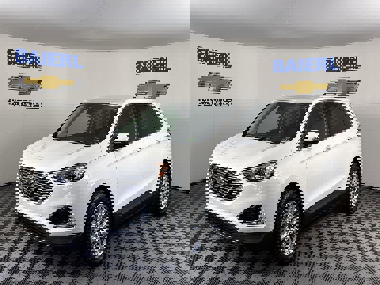 Used 2021 Ford Edge Titanium image 1