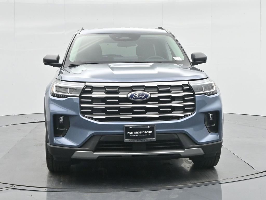 New 2025 Ford Explorer Active w/ Active Comfort Package image 8