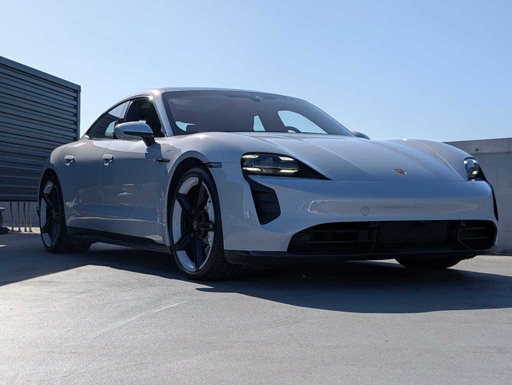 Certified 2023 Porsche Taycan GTS AWD/4WD image 25
