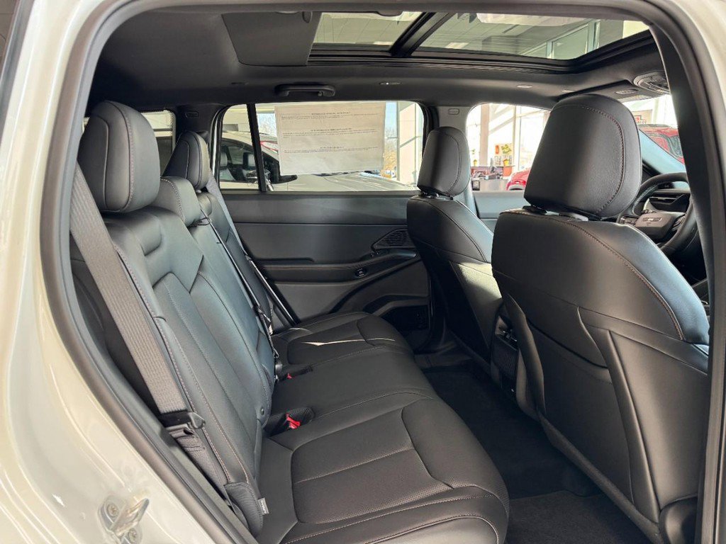 New 2026 Jeep Cherokee Limited image 5