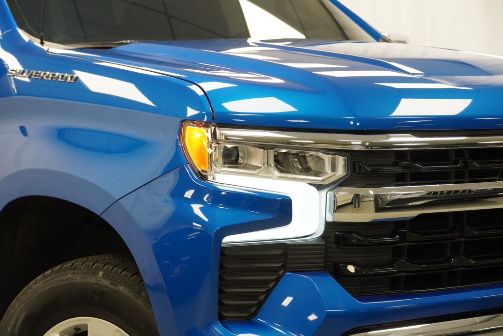 Certified 2022 Chevrolet Silverado 1500 LT AWD/4WD image 32