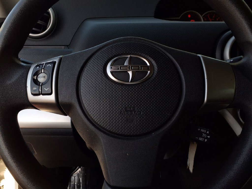Used 2012 Scion xB FWD image 13