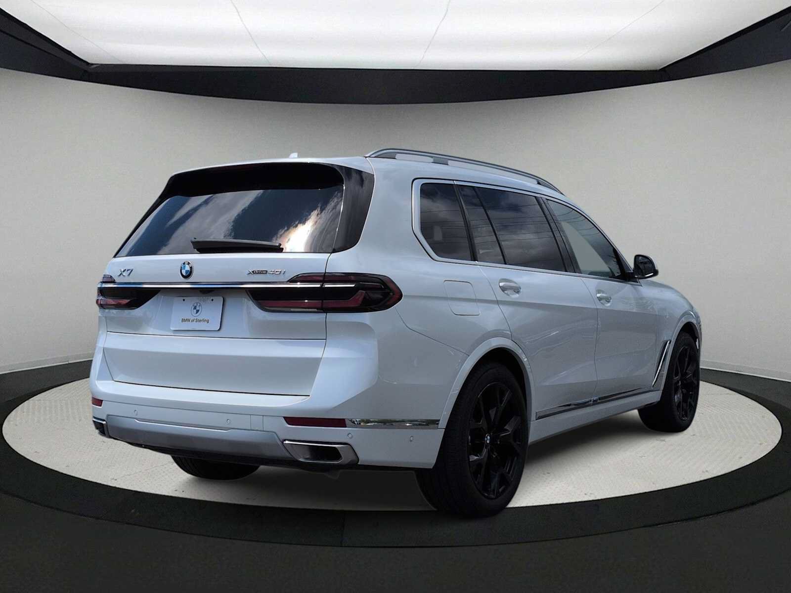Used 2026 BMW X7 xDrive40i AWD/4WD image 7