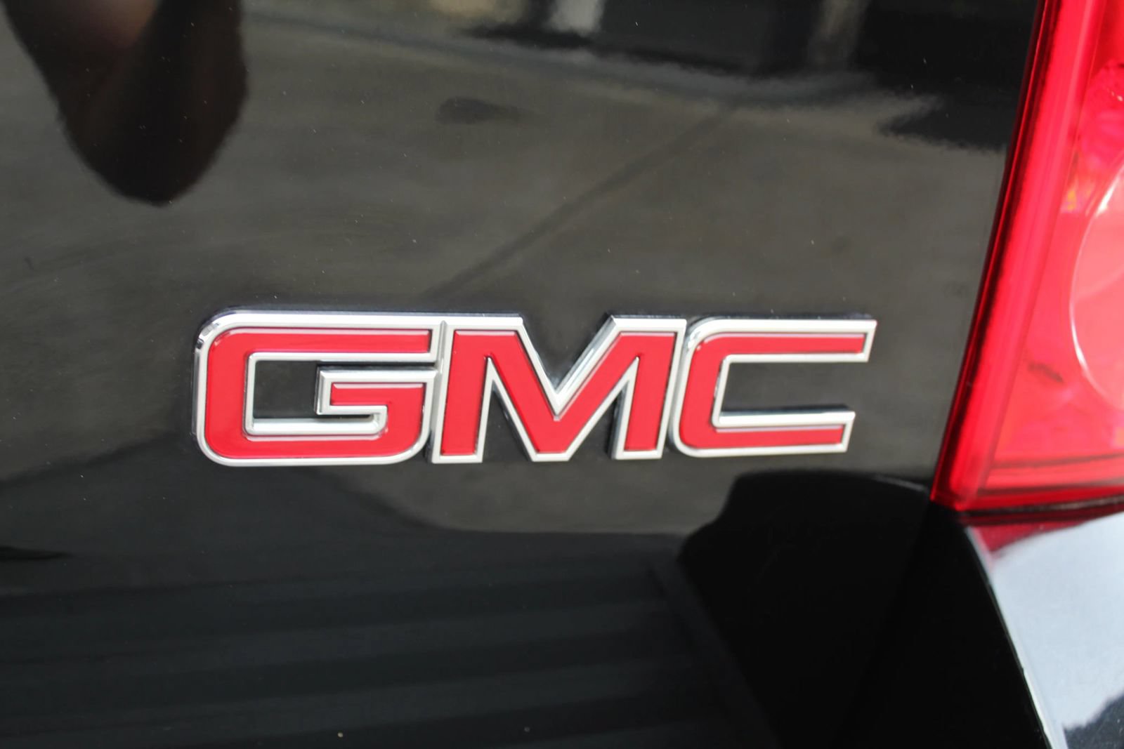 Used 2013 GMC Yukon SLT AWD/4WD image 40