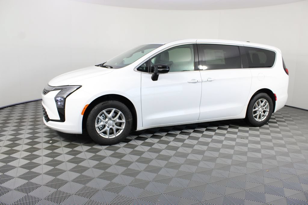 New 2027 Chrysler Pacifica Select FWD image 2