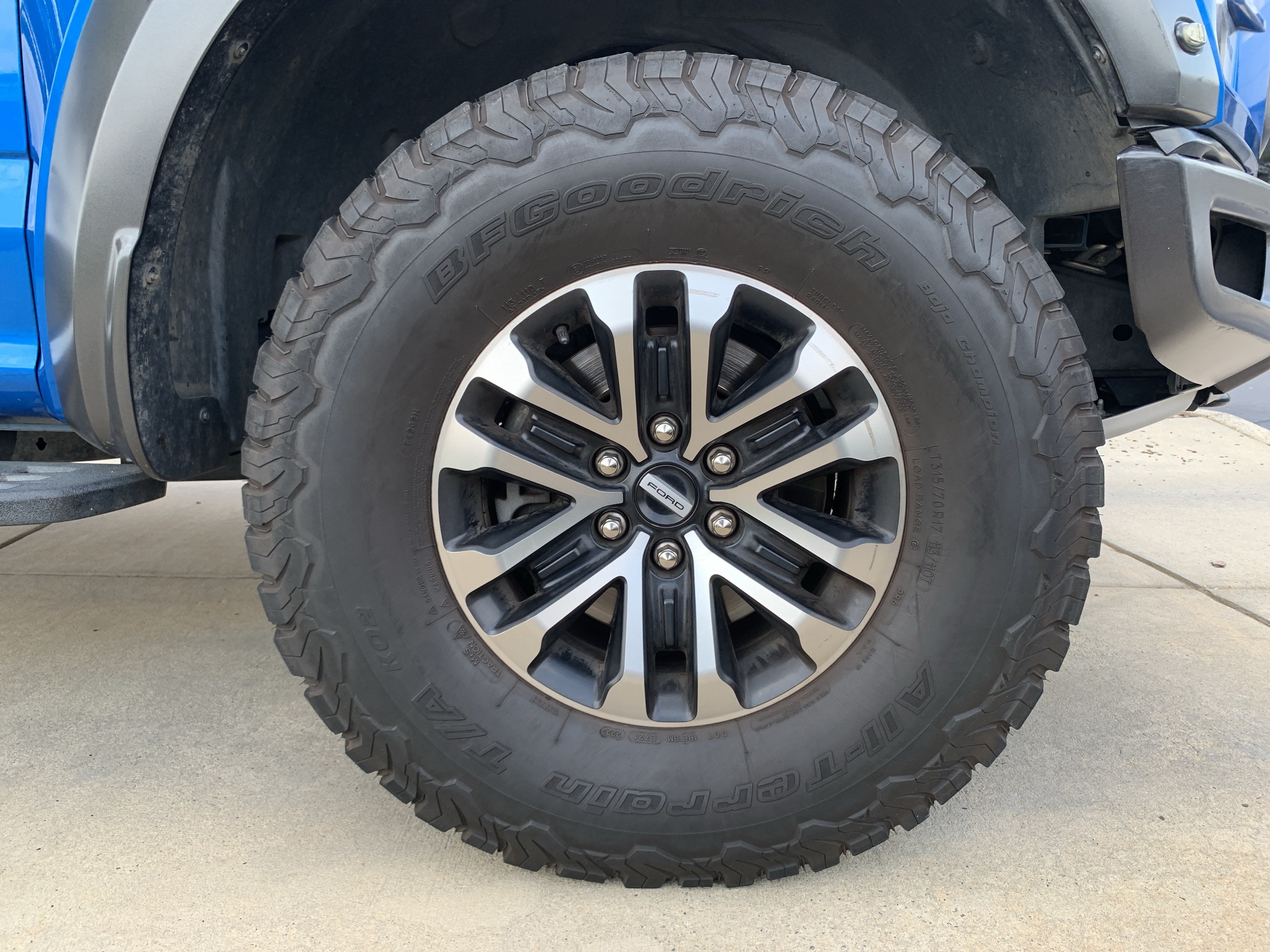 Used 2020 Ford F150 Raptor w/ Equipment Group 802A Luxury AWD/4WD image 13