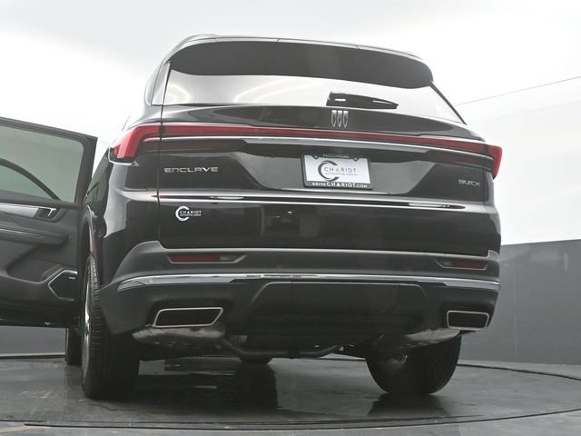 Used 2025 Buick Enclave Preferred w/ Power Package FWD image 62