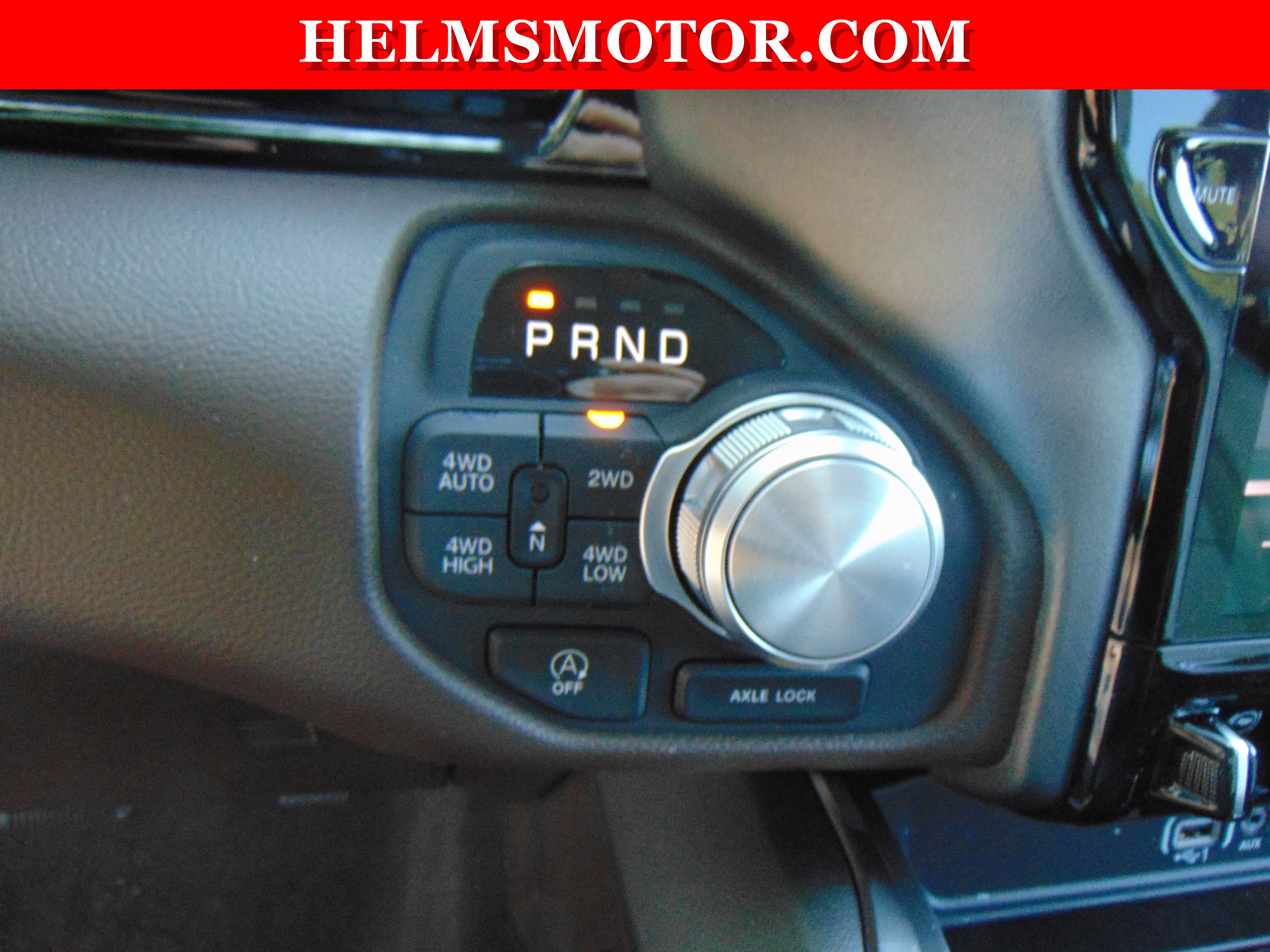 New 2026 RAM 1500 Laramie AWD/4WD image 31
