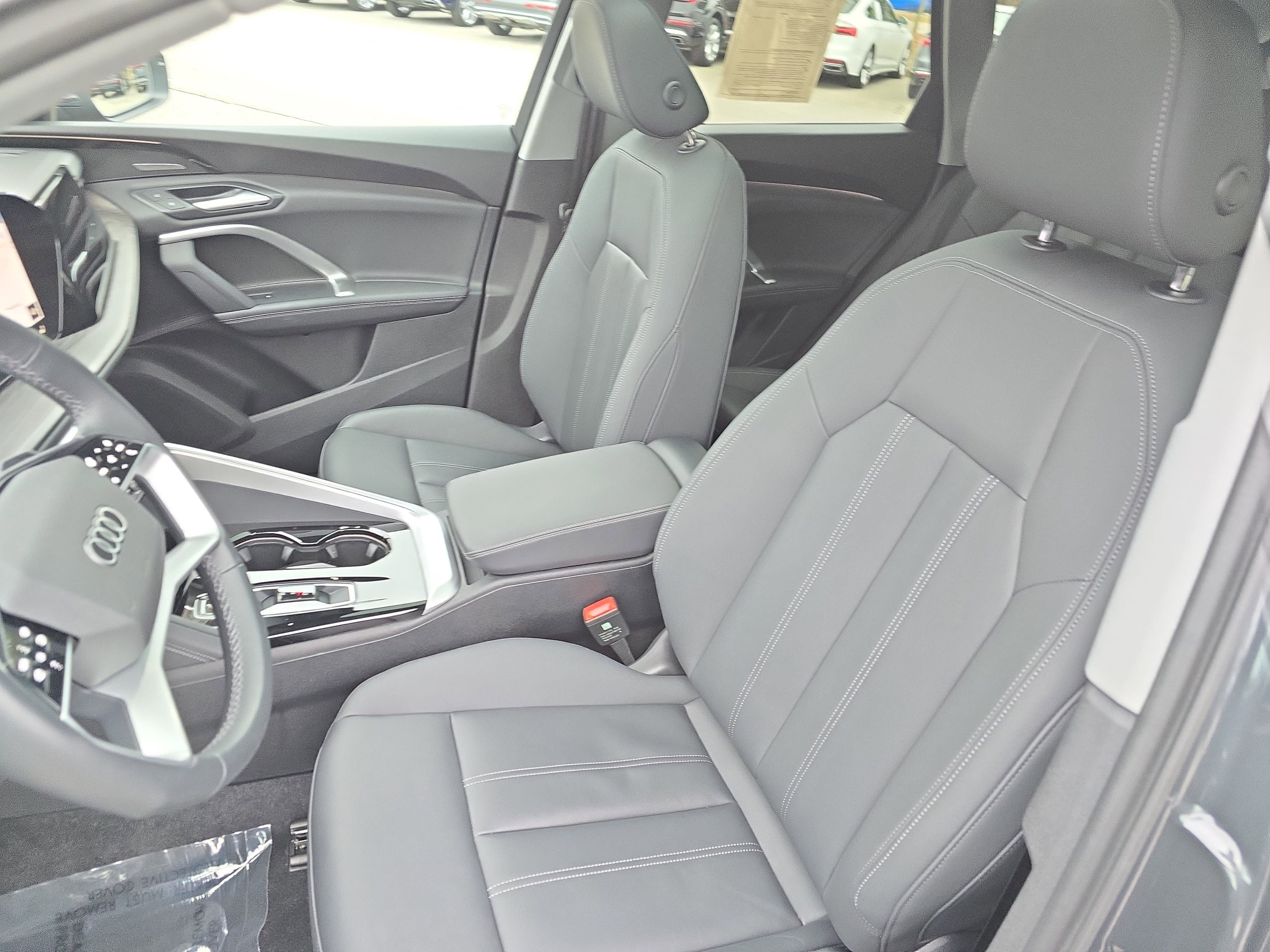 Certified 2025 Audi Q5 Premium Plus w/ Premium Plus image 15