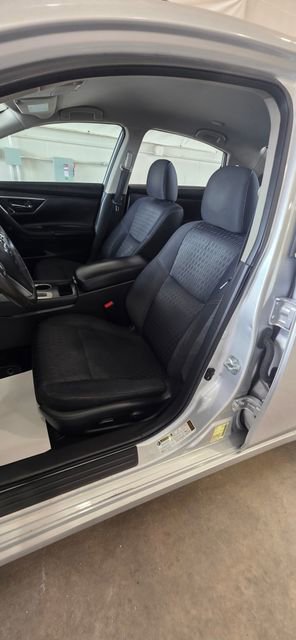 Used 2017 Nissan Altima 2.5 SV image 14
