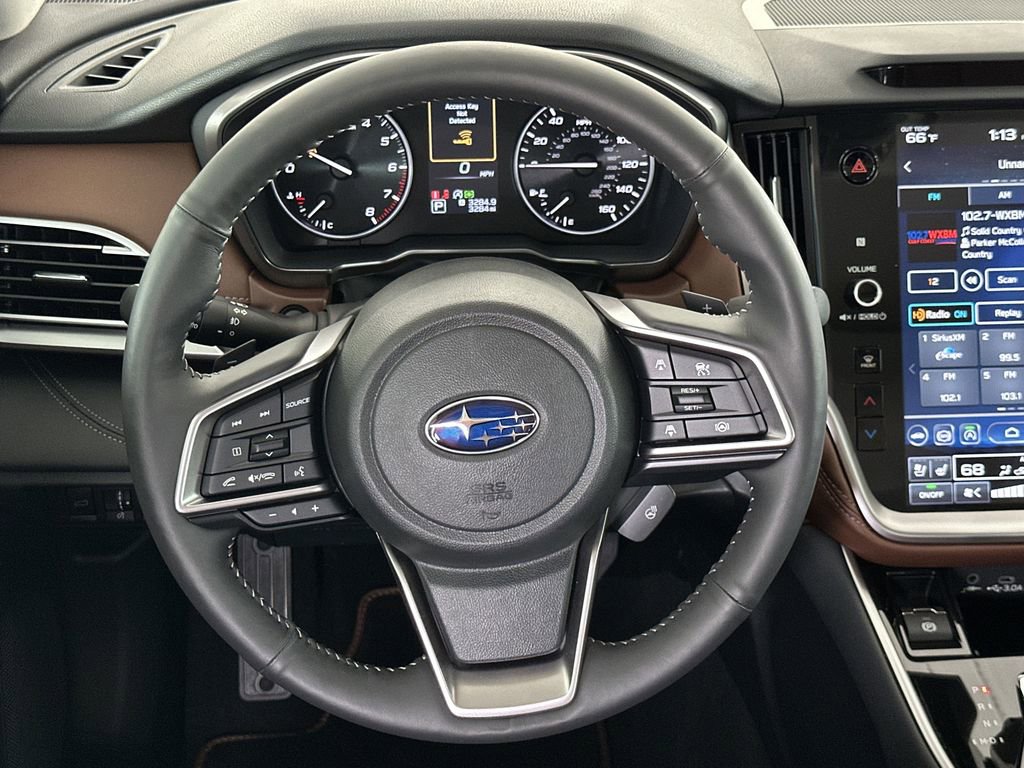 Used 2025 Subaru Outback Touring w/ Popular Package #2 image 17