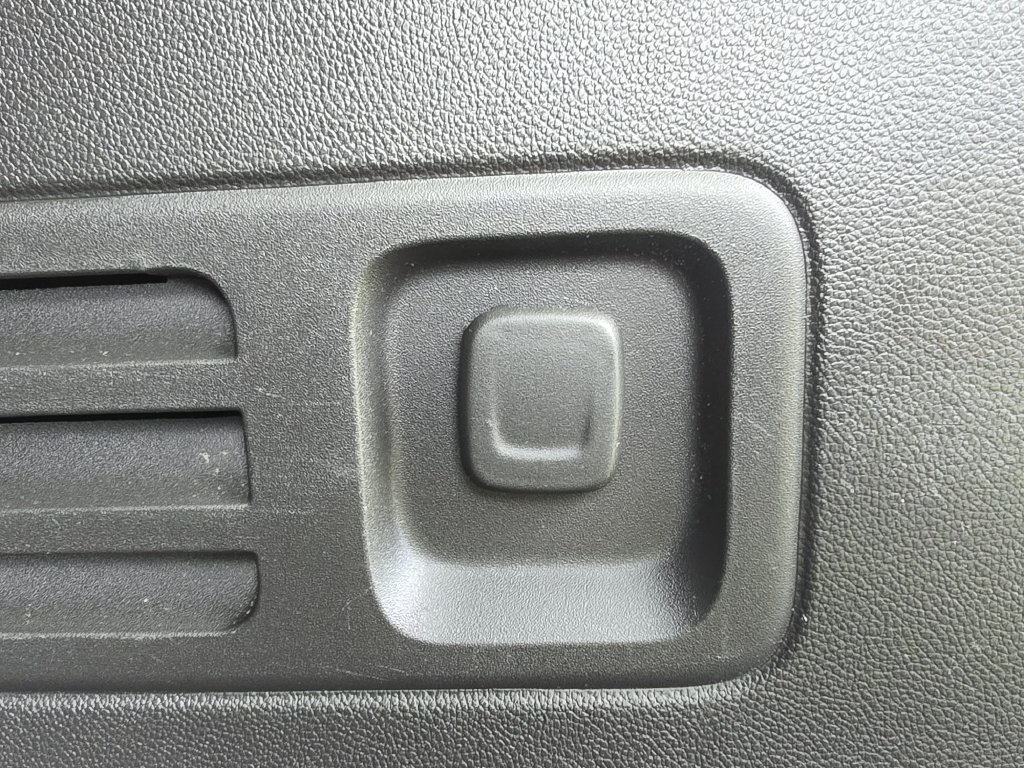 Used 2023 Chevrolet Traverse LT AWD/4WD image 14