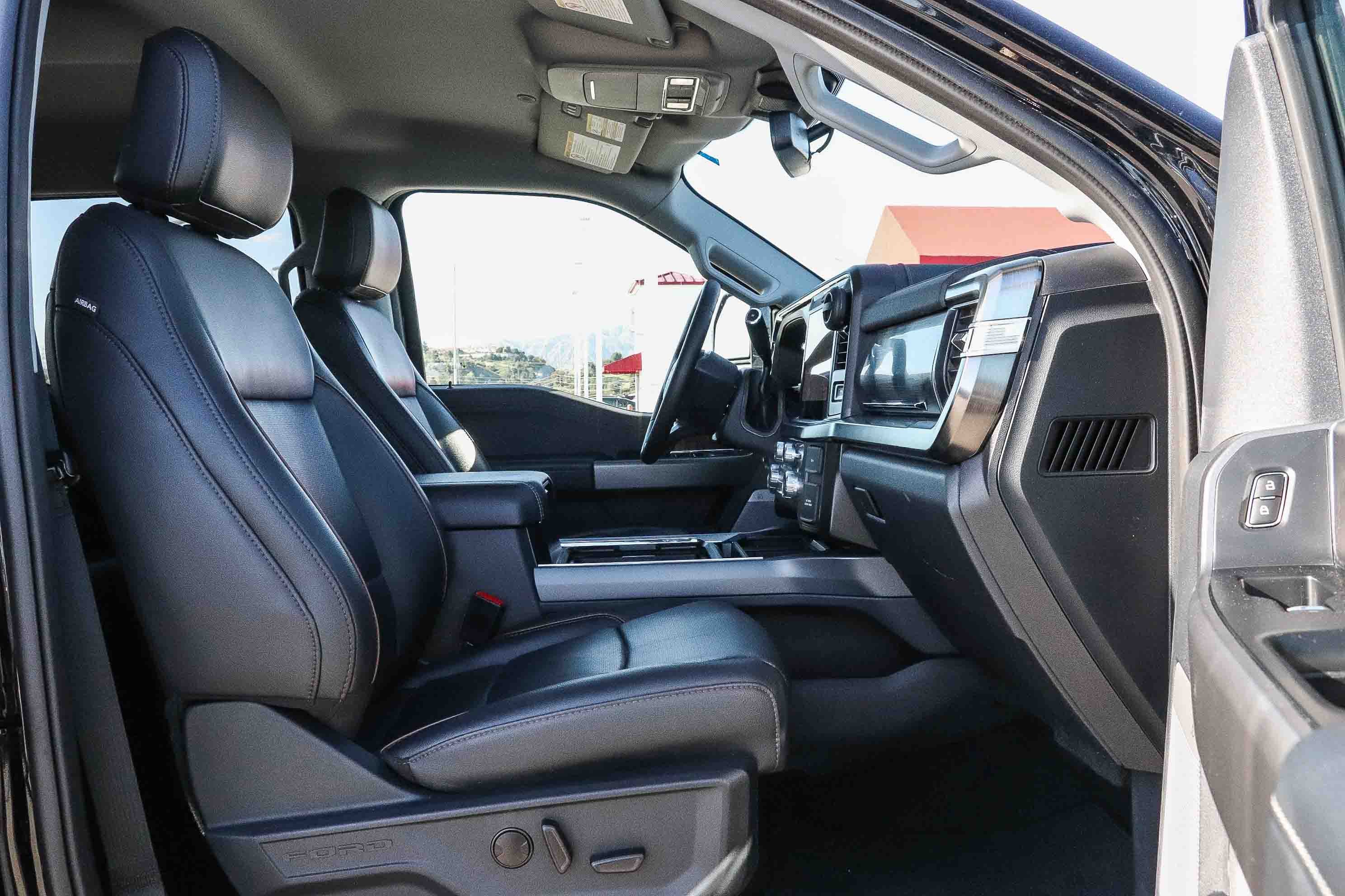 Used 2025 Ford F250 Lariat AWD/4WD image 17