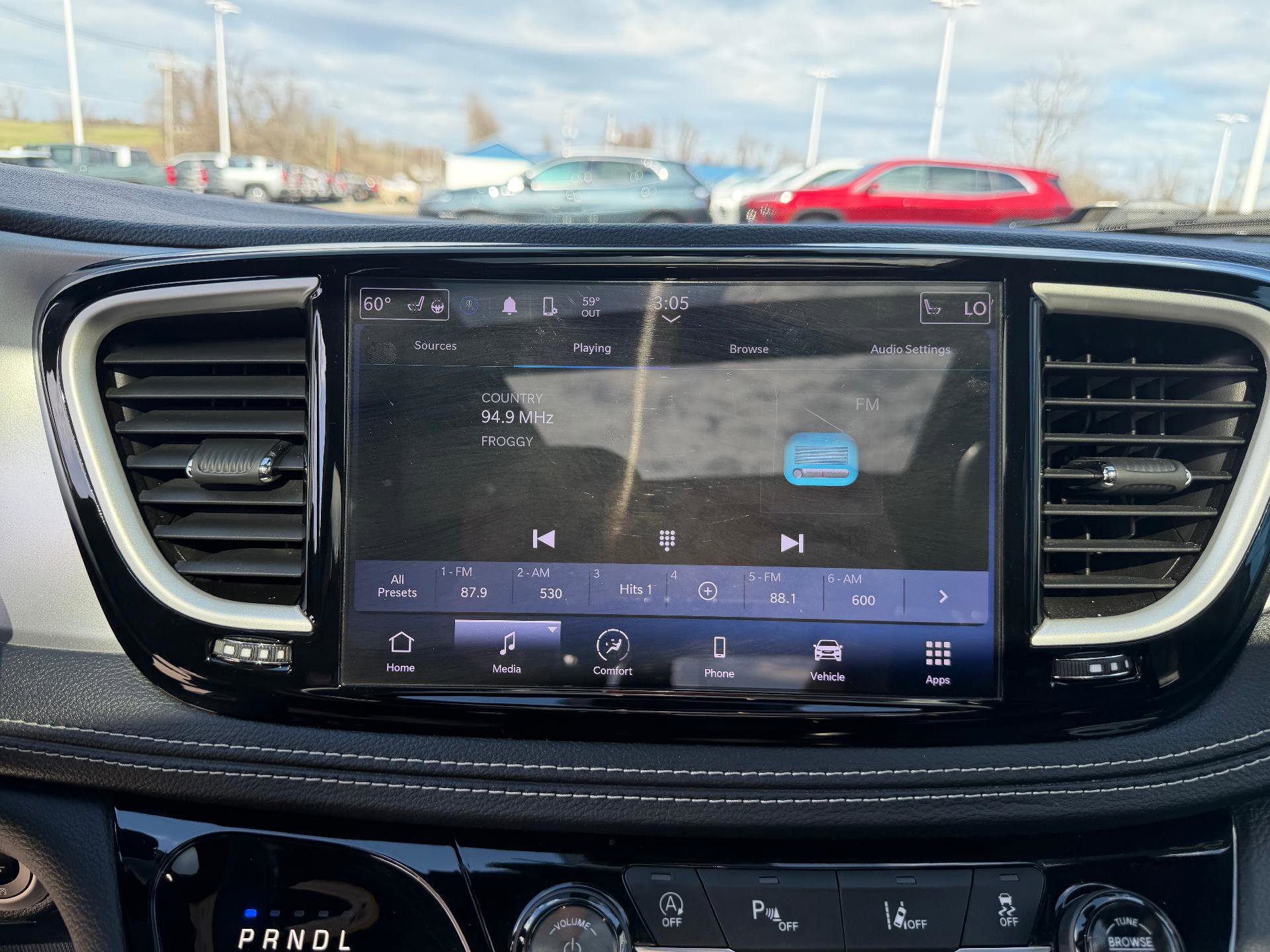 Used 2022 Chrysler Pacifica Touring-L w/ S Appearance Package image 30