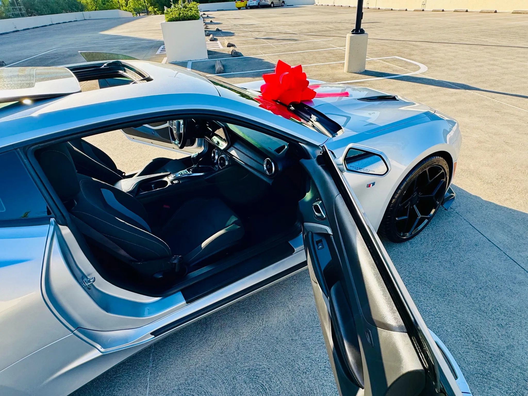 Used 2017 Chevrolet Camaro SS image 29