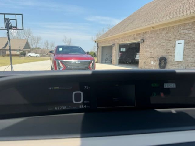 Used 2019 Toyota Prius Limited w/ Premium Convenience Package image 17