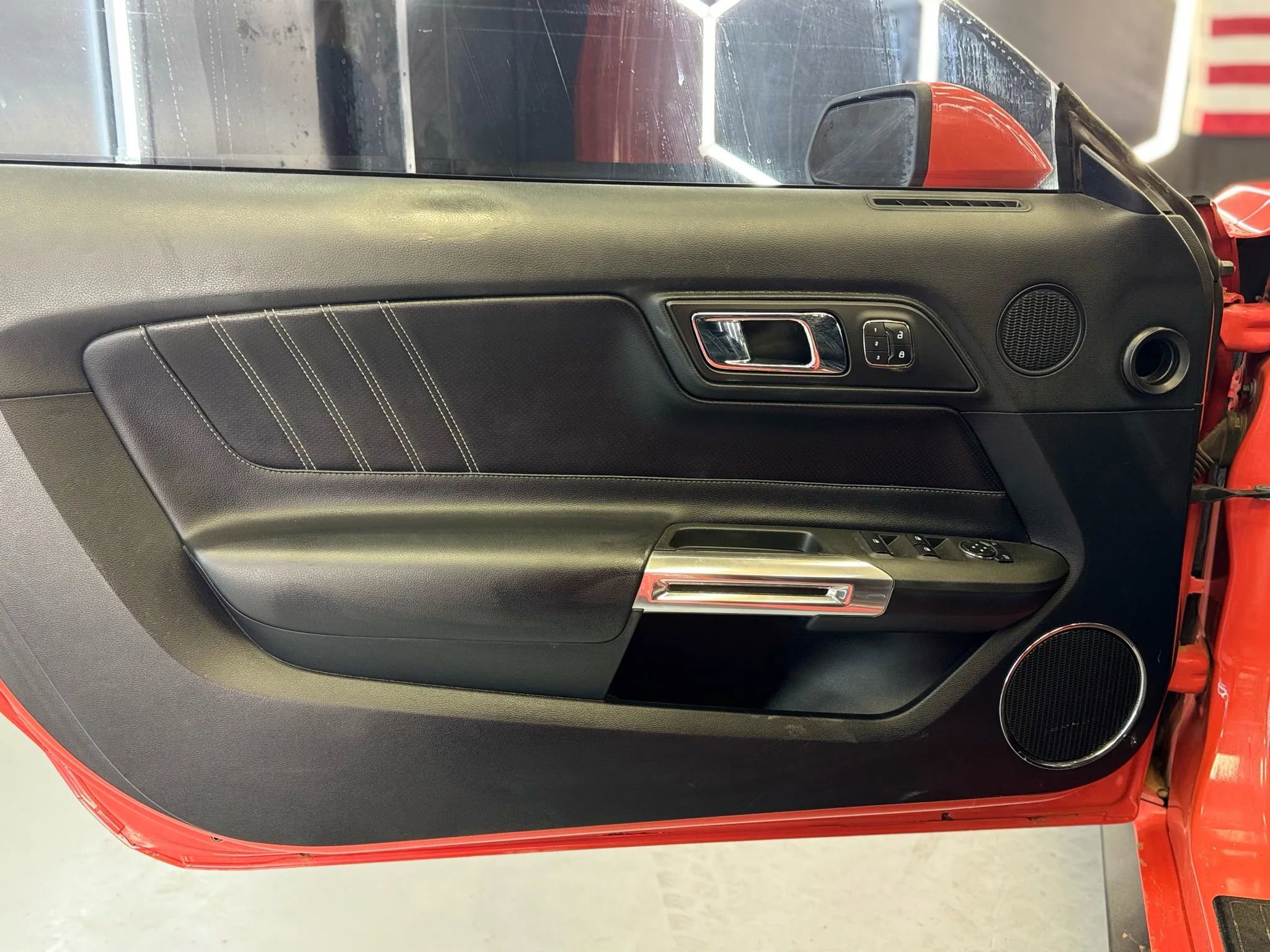 Used 2015 Ford Mustang Premium w/ Equipment Group 201A RWD image 9