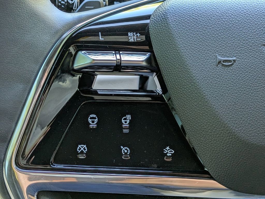 Certified 2025 Cadillac Escalade Sport w/ Touring Package image 31