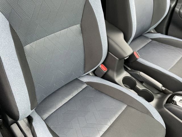 Used 2025 Nissan Versa SV w/ Trunk Package image 19