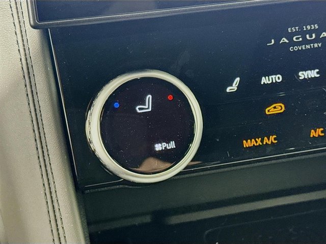 New 2026 Jaguar F-PACE SVR image 23