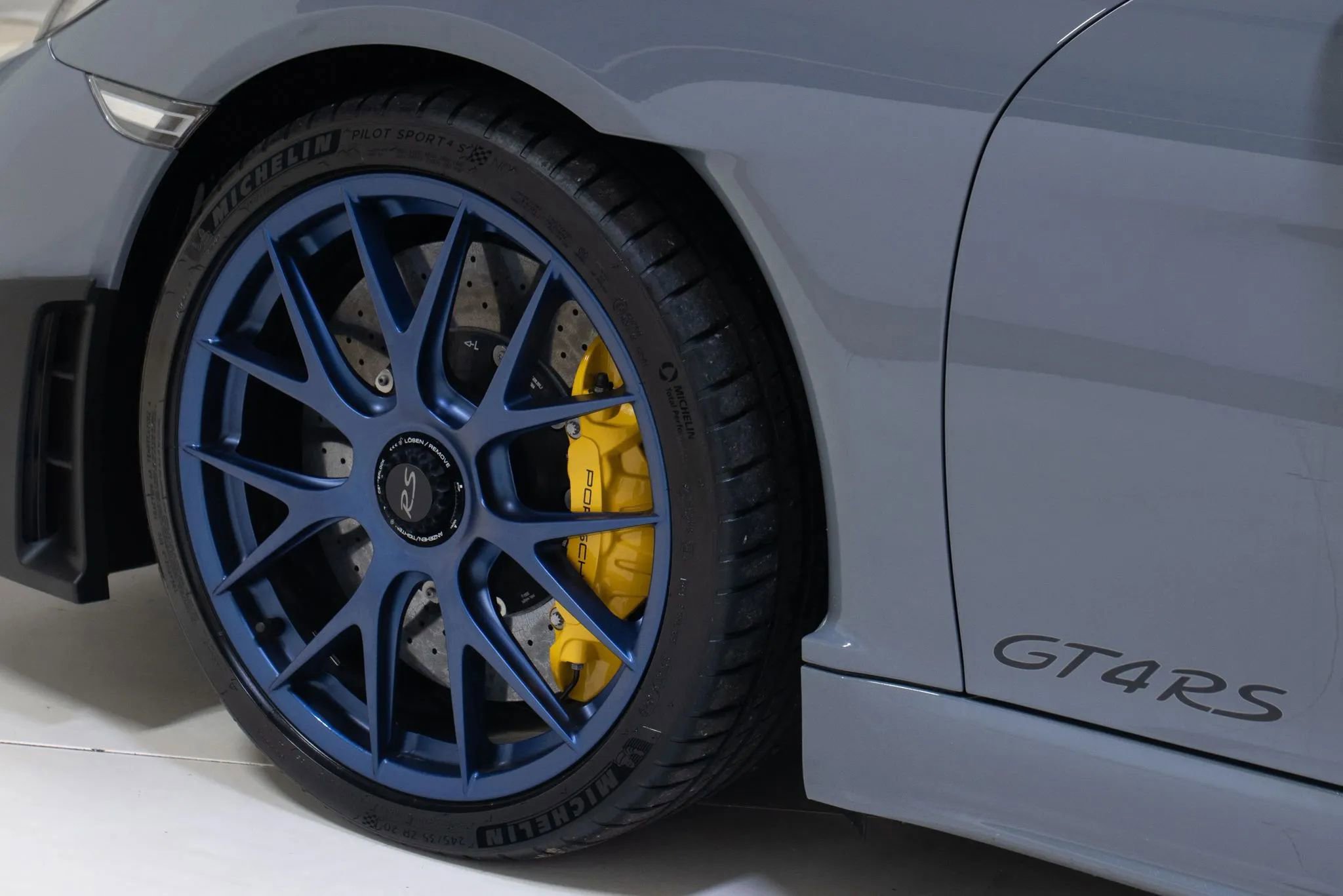 Used 2023 Porsche 718 Cayman GT4 RS image 53