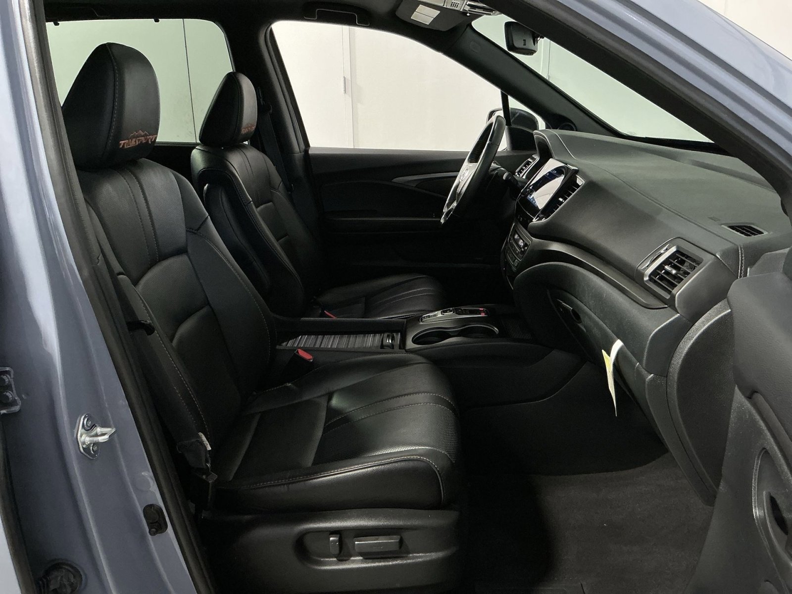 Used 2023 Honda Passport TrailSport image 35