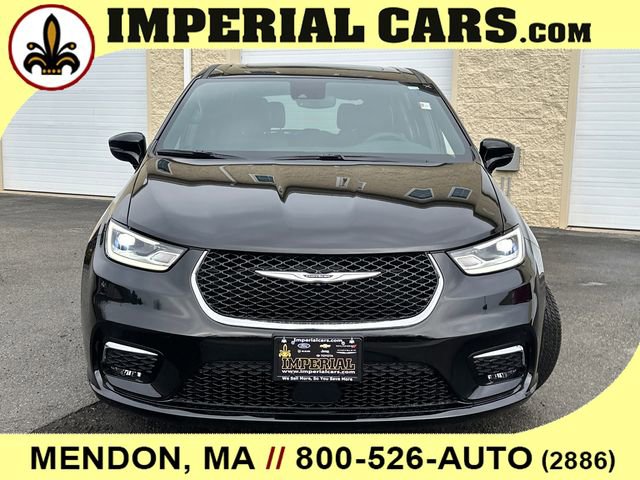 New 2026 Chrysler Pacifica Select image 4